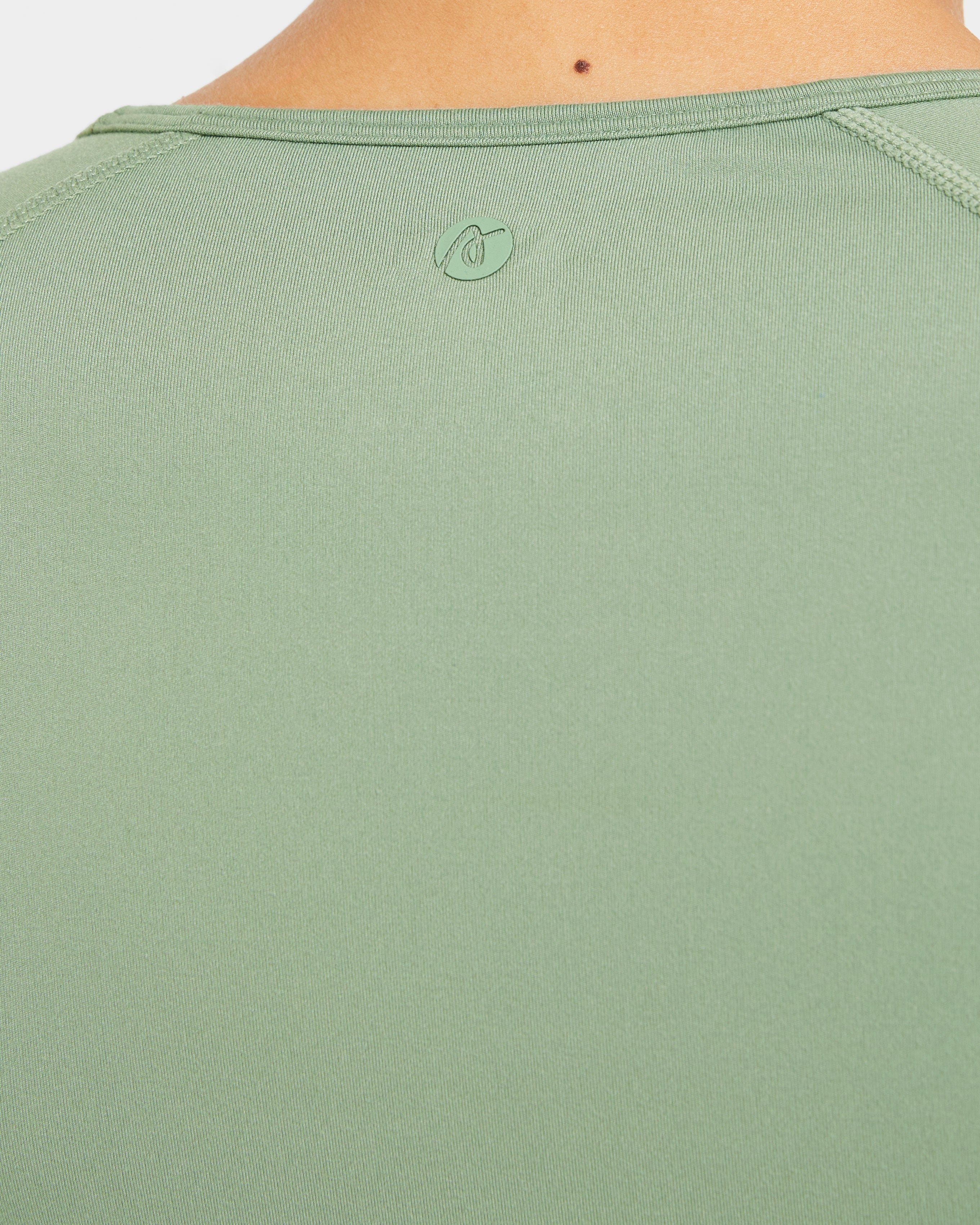 Staple Long Sleeve Crop Top - Olive Vert