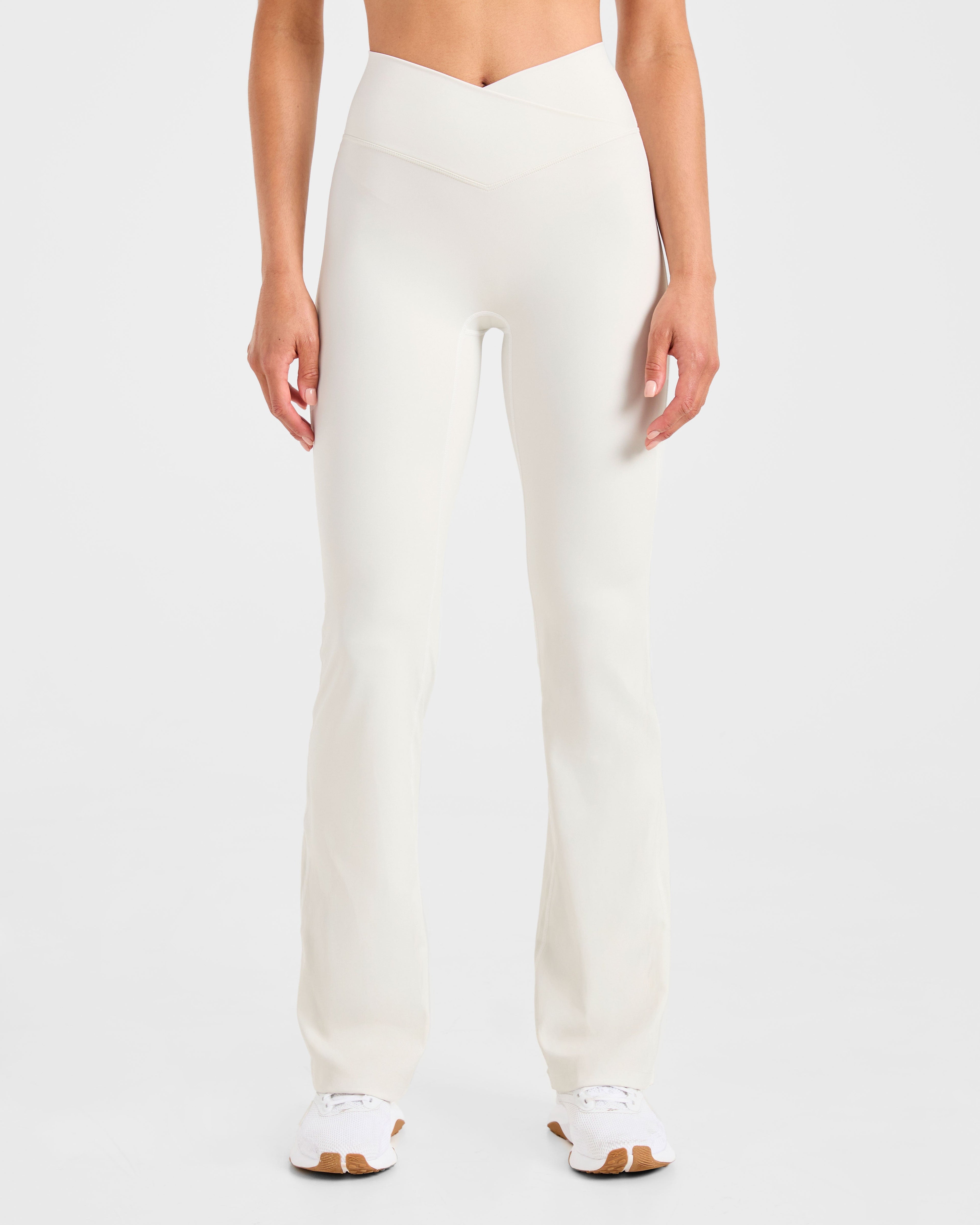 Sculpt Wrap Flared Leggings - Tofu