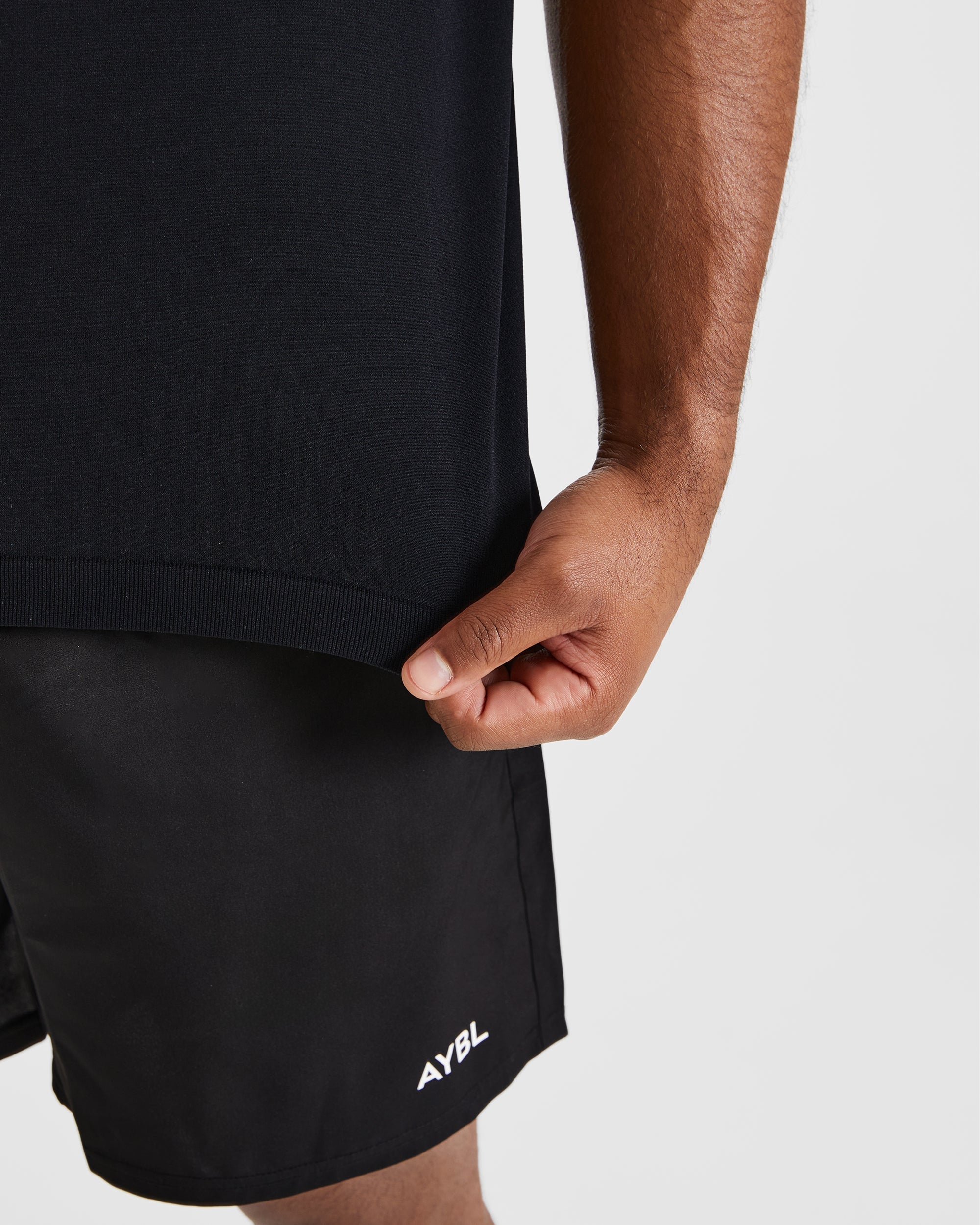 Ascend Seamless T Shirt - Noir