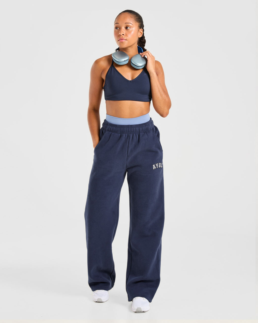 Essential Crossback Sports Bra - Deep Navy