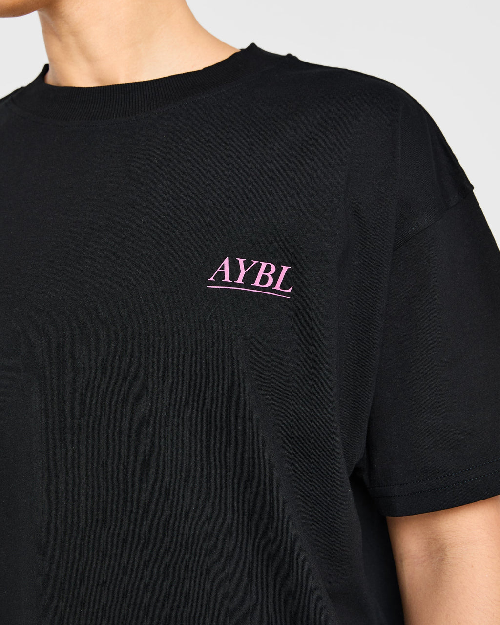 Power Lifting Illustration T Shirt - Noir/Rose