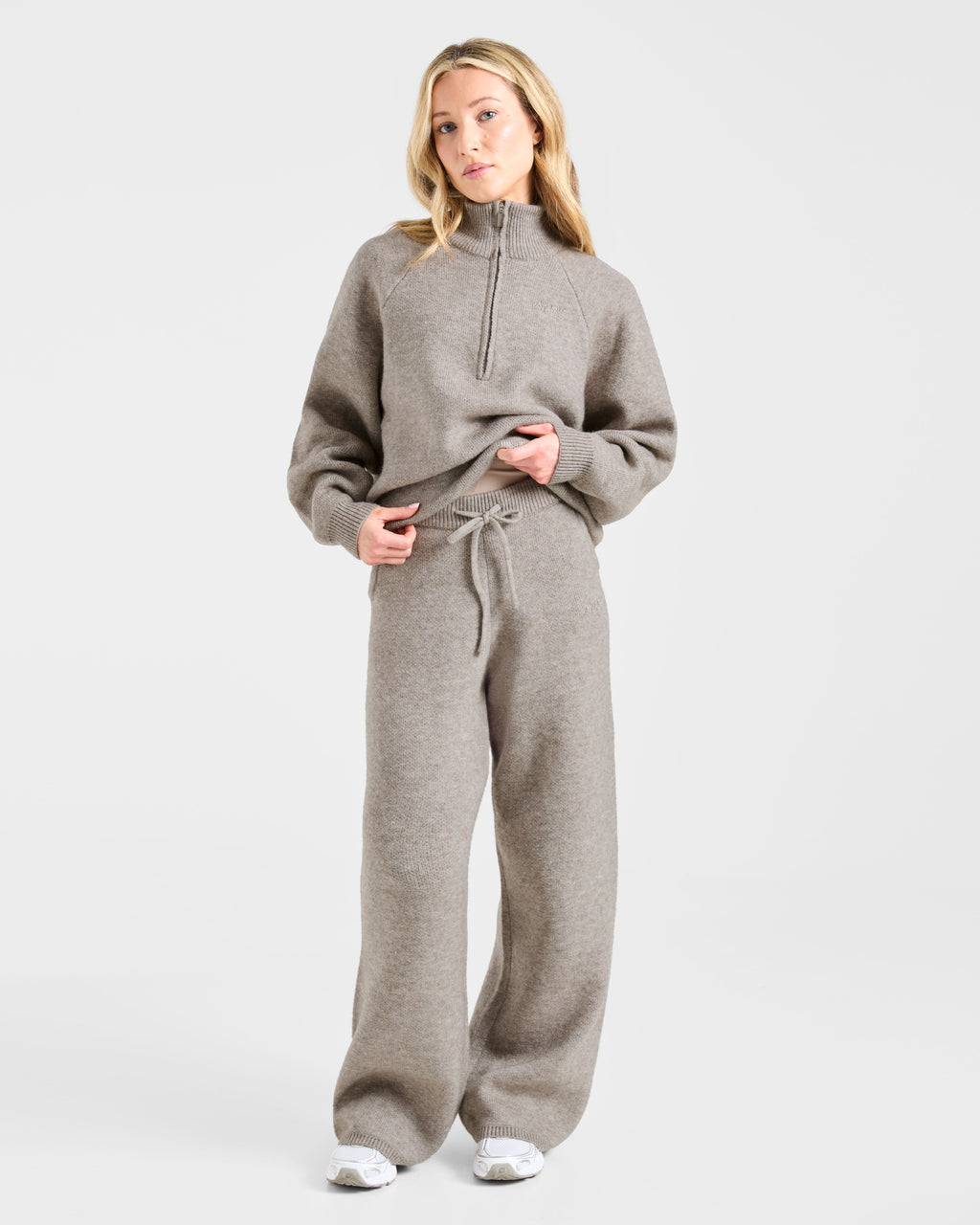 Soft Oversized Knitted Straight Leg Joggers - Marron Marl