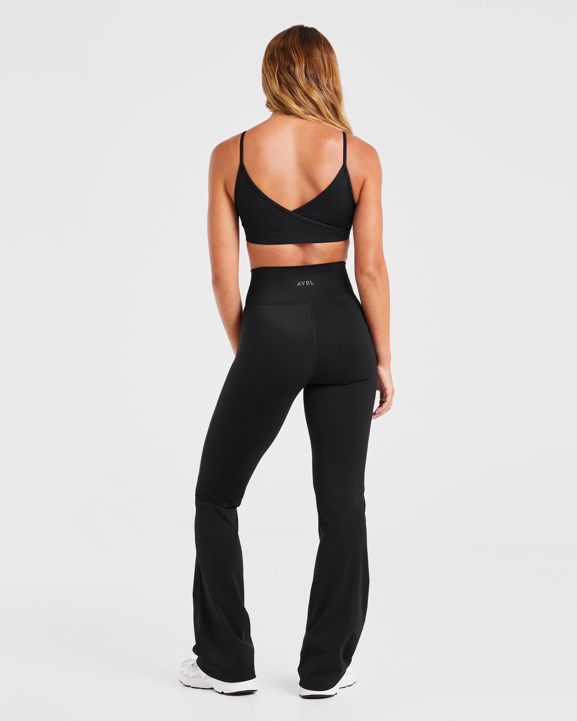Sculpt Wrap Flared Leggings - Noir