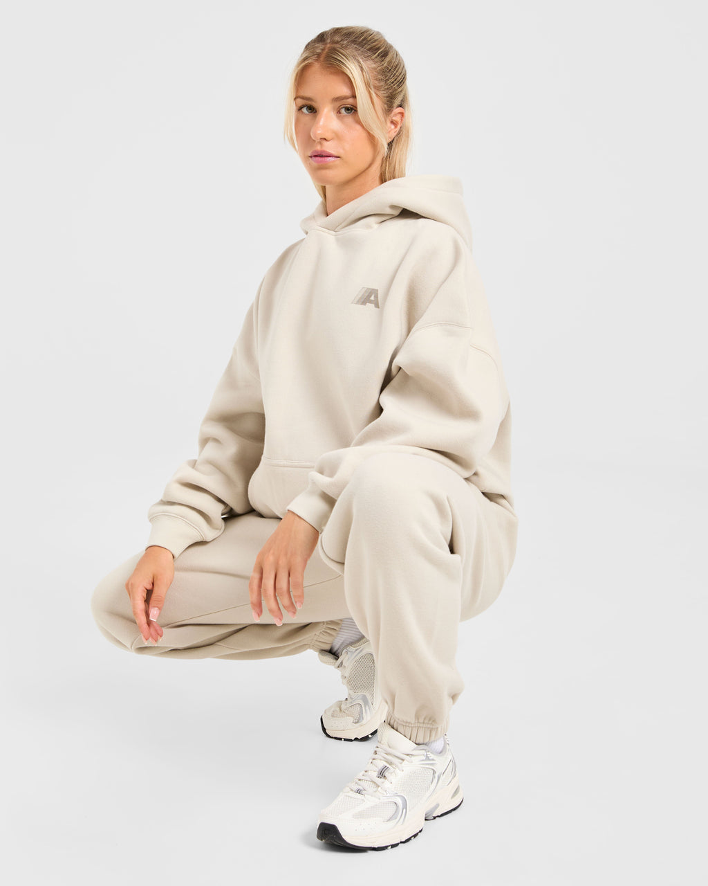 Retro Athletics Oversized Joggers - Sand