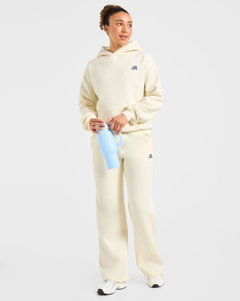 Retro Athletics Oversized Straight Leg Joggers - Butter Jaune/Navy