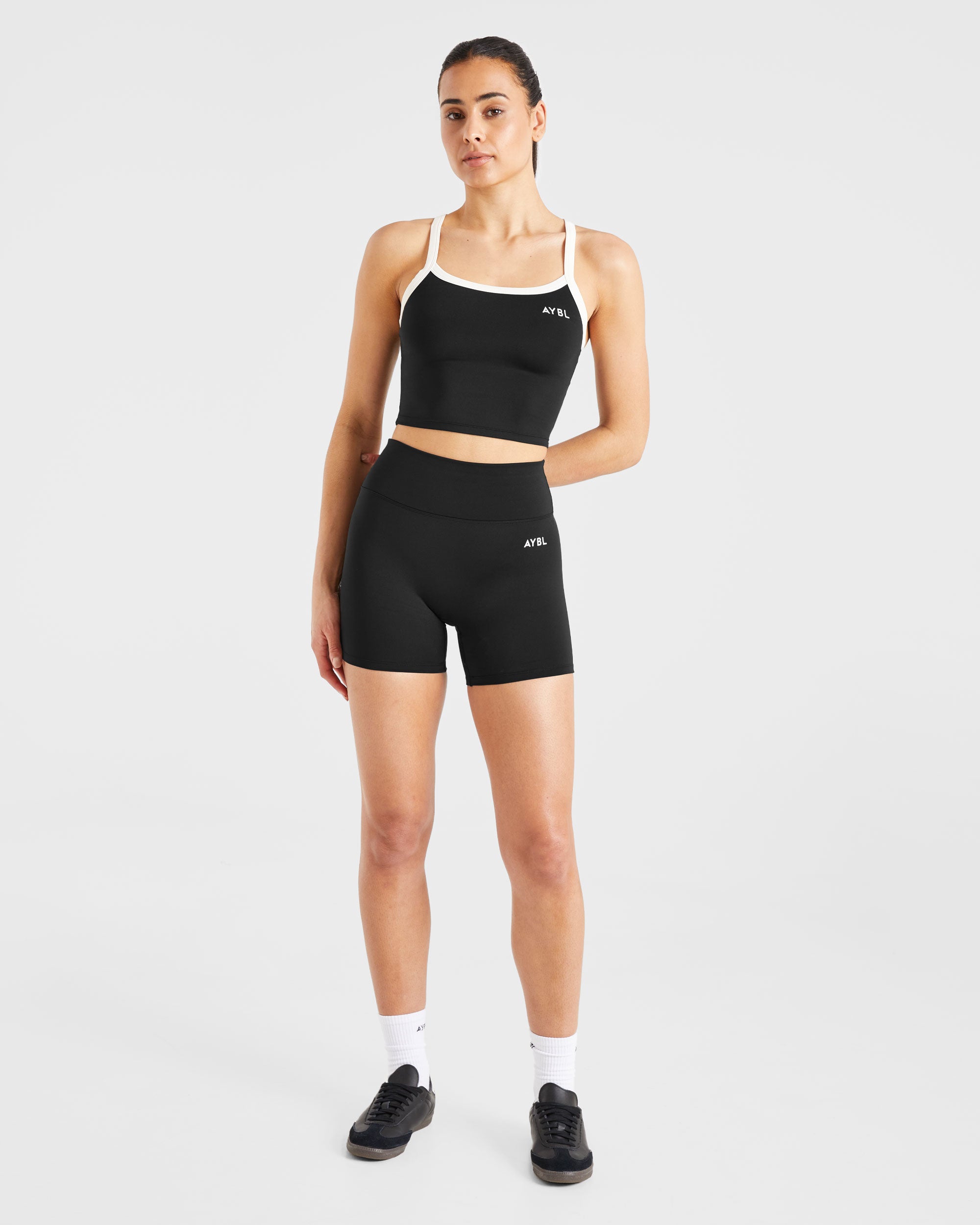 Courtside 5" Shorts - Black